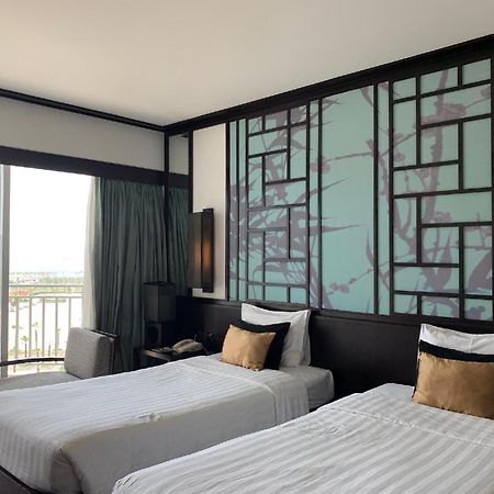 Novotel Ha Long Bay Hotel Exterior photo