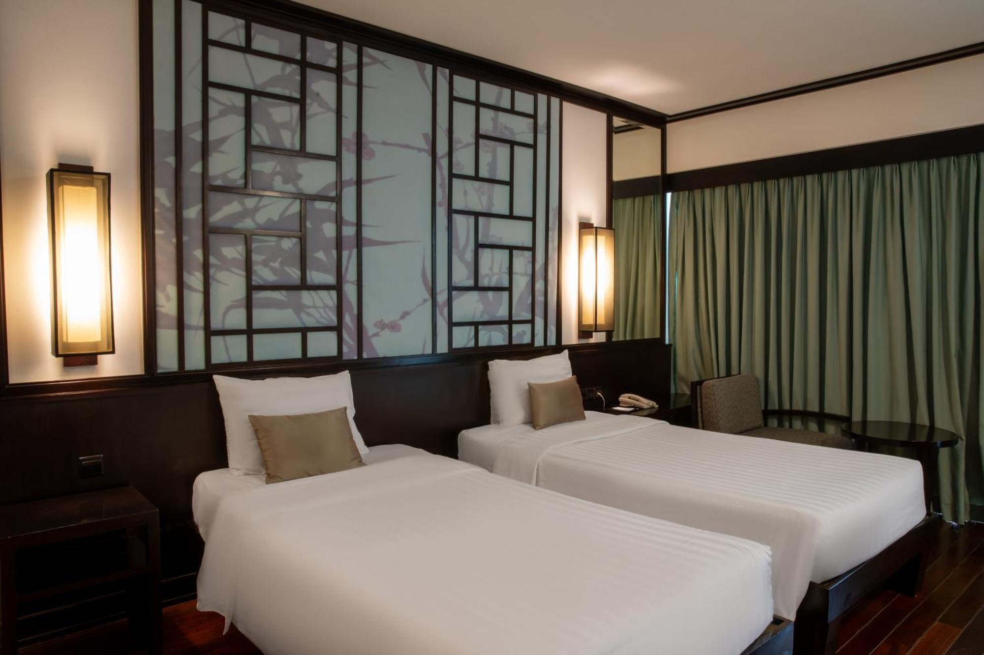 Novotel Ha Long Bay Hotel Exterior photo